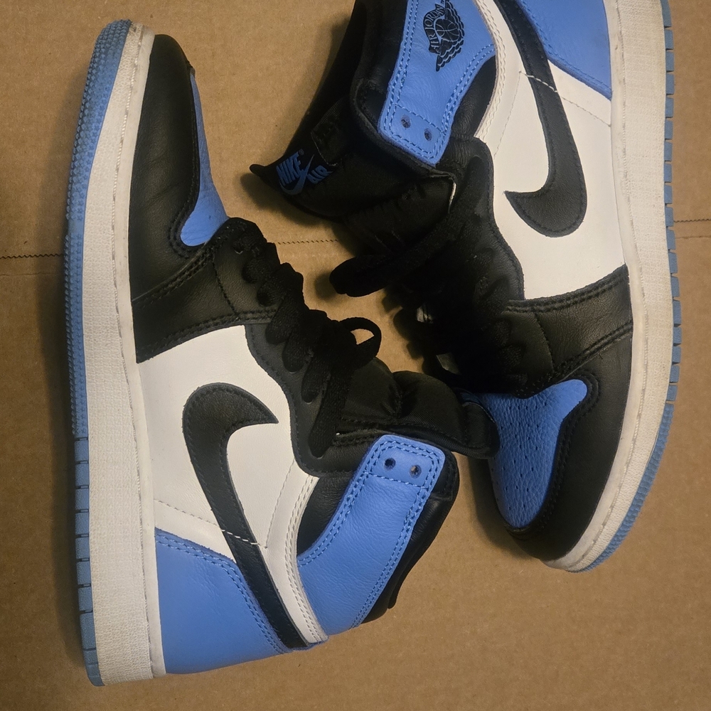 Nike Air Jordan 1 High OG - Black/White/University Blue Size 5Y